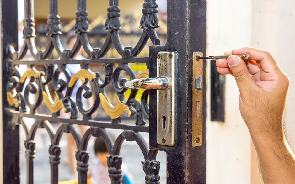 serrurier tarif changement serrure Beynes